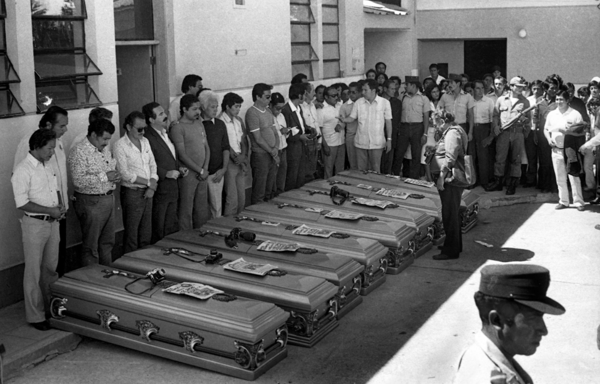 Feretros de victimas.png